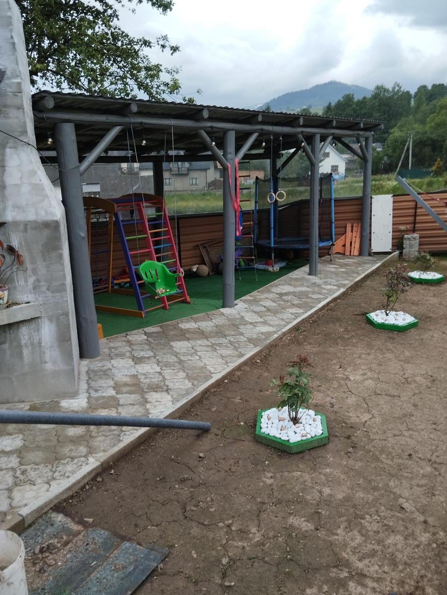 У Ондраша Appartement Yasinya Buitenkant foto