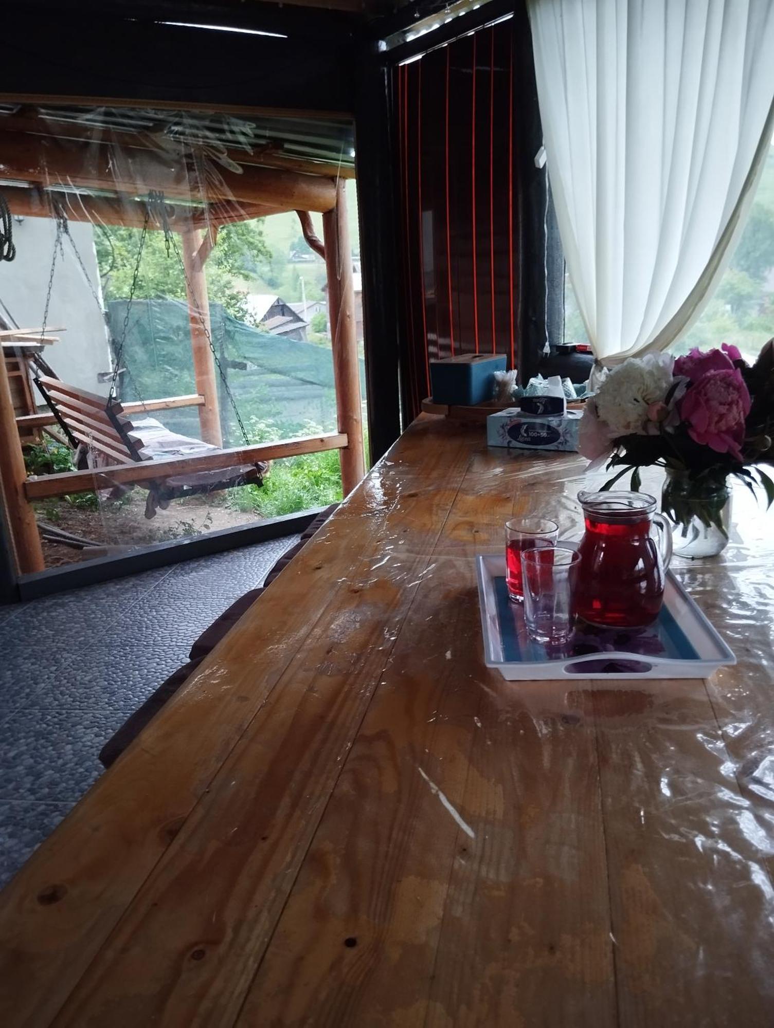 У Ондраша Appartement Yasinya Buitenkant foto